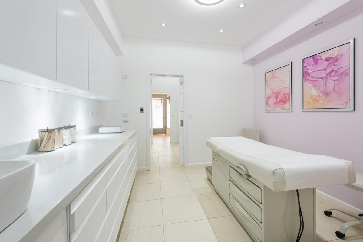 WhatsApp Image 2025-12-06 at 12.11.44 PM (2)